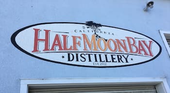 Awesome place to visit and try their handcrafted spirits. Fun tours and tastings!!!