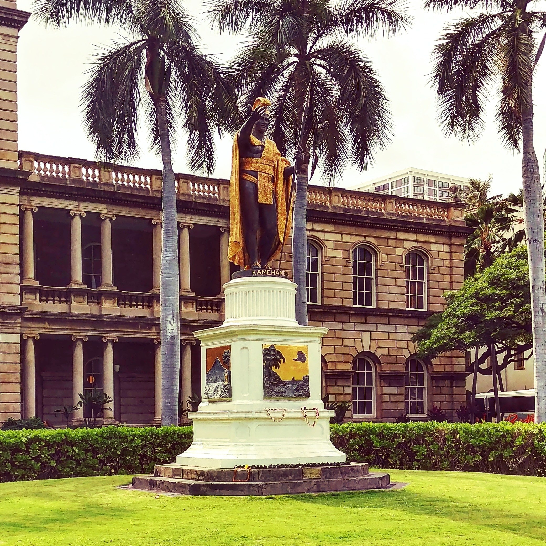 ホノルル カメハメハ大王像のホテル 宿泊予約 格安ホテル予約 最安値検索 カメハメハ大王像のおすすめ宿泊情報 ホテルズドットコム