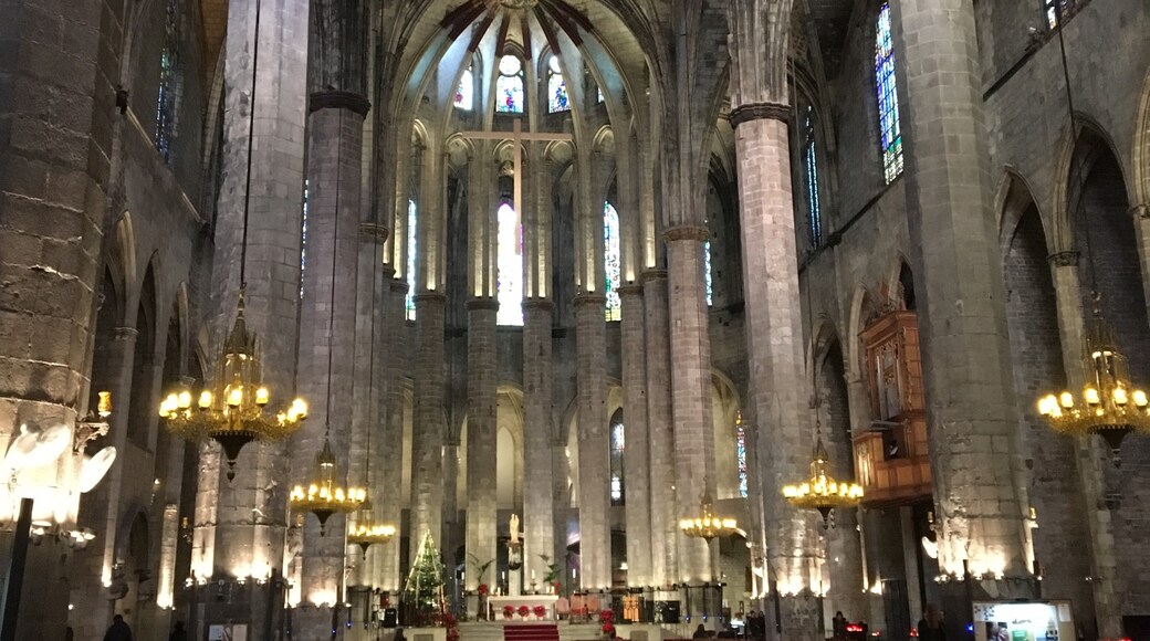 Basilica de Santa Maria del Mar, Barcelona, Catalonia, Spain