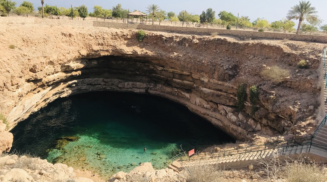 比爾馬天坑, 比爾馬, Muscat Governorate, 阿曼