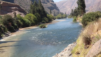 This #colorful  river is 650 Km (404 ml) 
Runs through Sacred 
Valley Cusco-Peru 