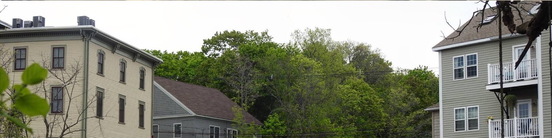 Choate Bridge #thenandnow built in 1764 this stone arch bridge is among the oldest in the US. Ipswich, Massachusetts #historical #historicsite