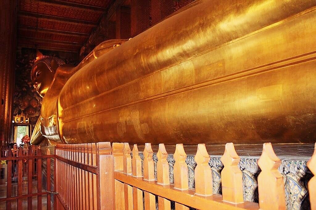 Świątynia Leżącego Buddy, Bangkok, Bangkok (prowincja), Tajlandia