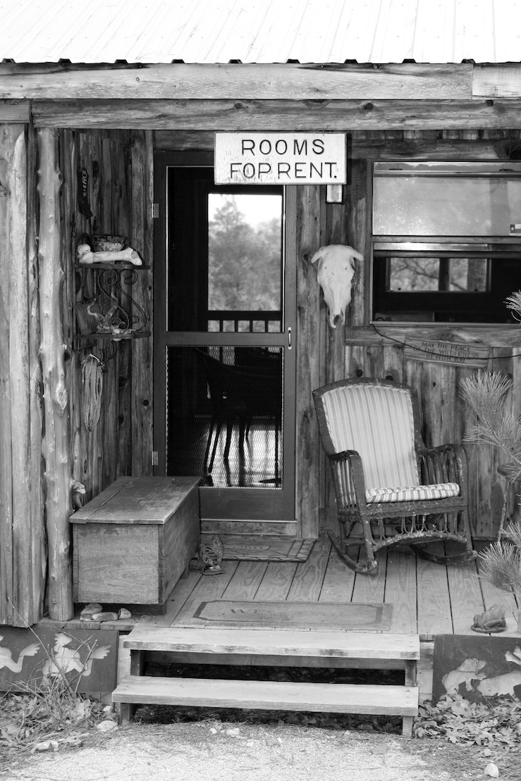 This was a cabin we stayed in called the "Best Little Cabin in Texas", located in Smithville, about 30 minutes from Austin. Spent a totally relaxing weekend..