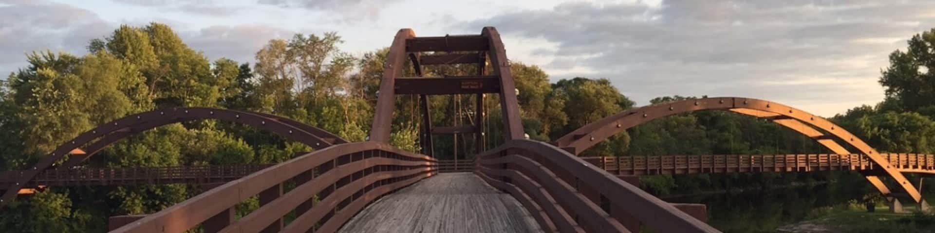 The tridge in midland. Summer nights downtown are so beautiful and adventure filled. Perfect place to find some peace. #weekendgetaway