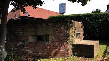 Type 22 Pillbox
Part of the Outer London Defence Ring, a series of pillboxes and tank-traps intended to defend London in the event of invasion. The defences were constructed in the summer of 1940 under the direction of Edmund Ironside.
Nearest station: Potters Bar.