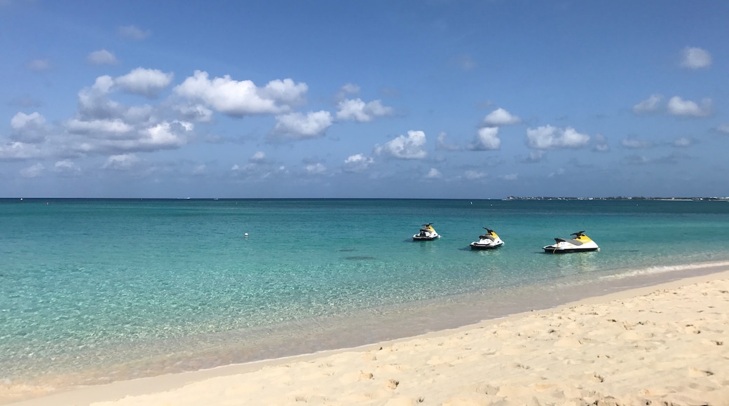 Playa Governor's Beach, Playa Seven Mile, West Bay, Islas Caimán