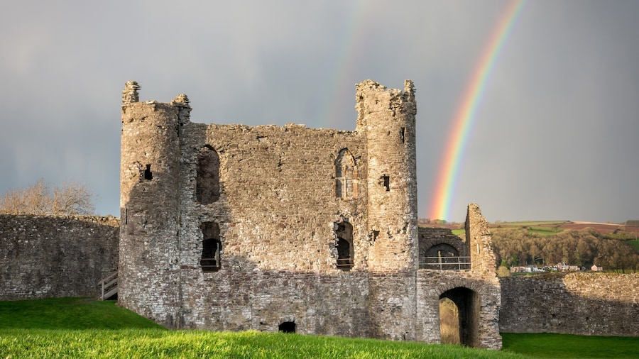 Llansteffan Castle