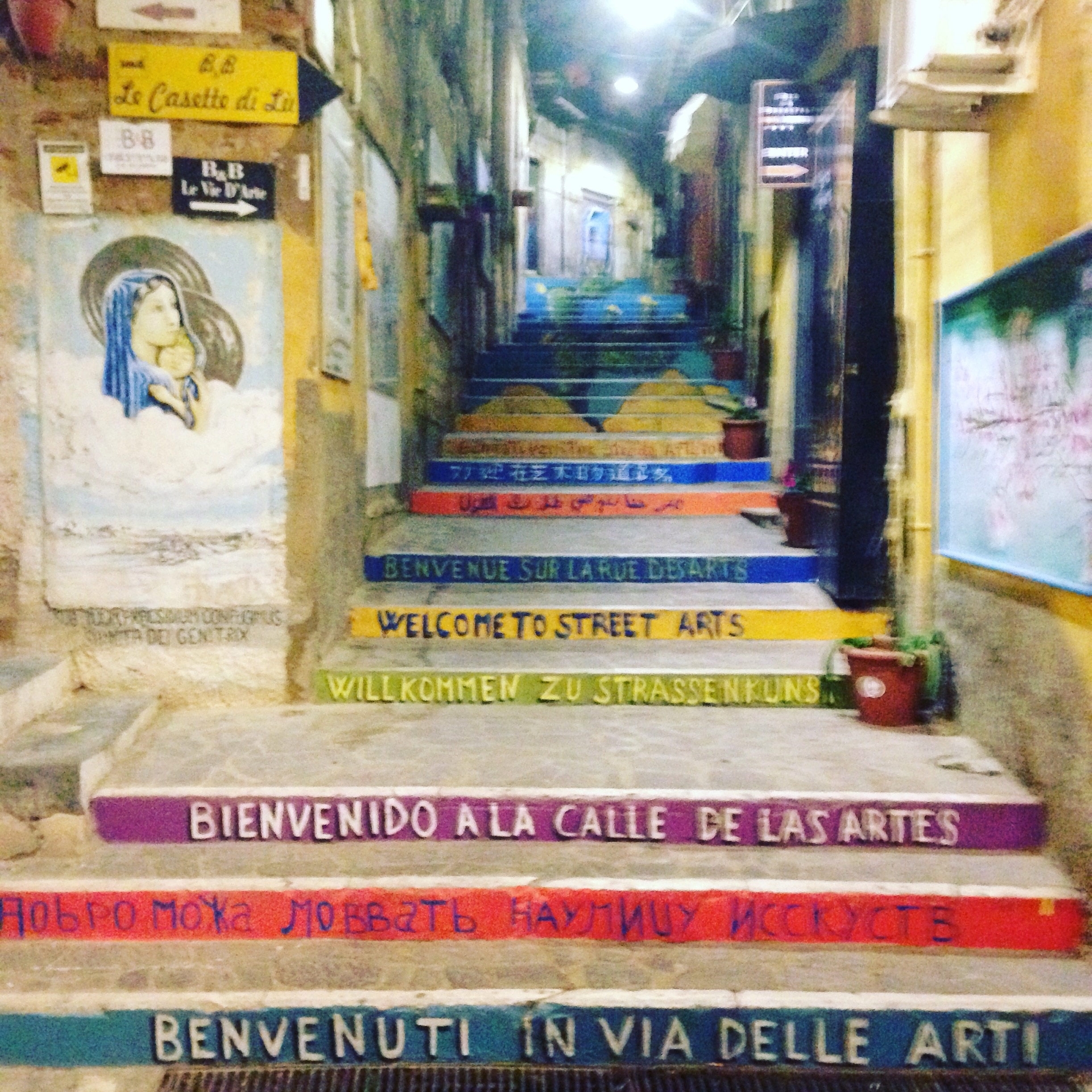 Street art in agrigente, Sicilia ! Step step step always step 😂