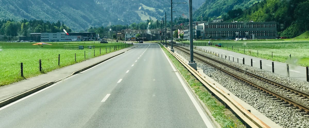 We can see so many beautiful landscapes when we travel through Switzerland#Roadtrip#OnTheRoad#Swiss#Greatoutdoors#landscapes#mountains⛰🏔
