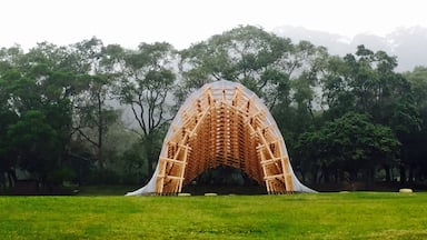 Outdoor timber pavilion in the middle of tranquil setting of the mountain at this elegant place for retreat.
