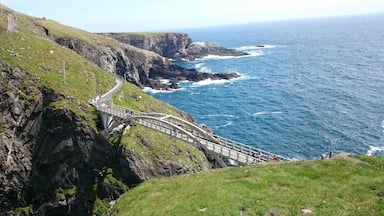 Mizen Bridge is a place in West Cork where you cand discover some absolutely amazing views. Tye place is considered to be the most western place in Ireland 