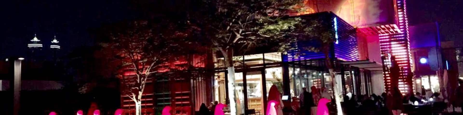 Color pop in a hip & offbeat urban setting sums up BOX PARK #mydubai