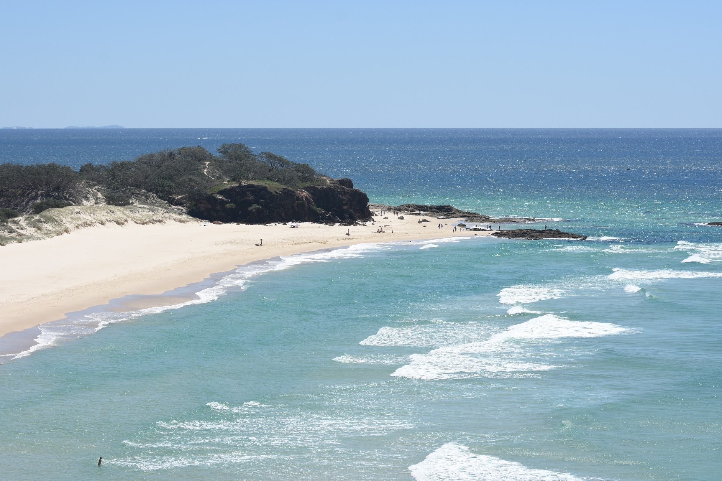 Surfing Super Smooth Waves - Surfers Paradise and Straddie 