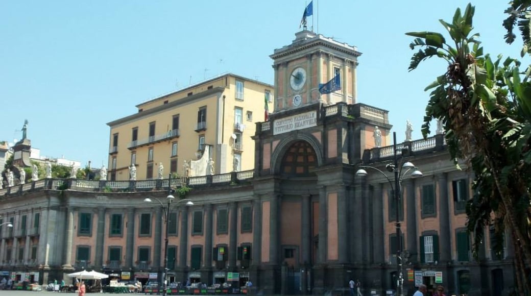 Piazza Dante, Napoli, Campania, Italia