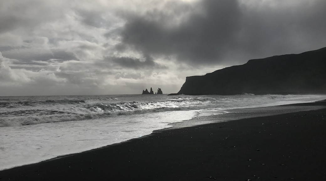 Playa Negra, Vik I Myrdal, Región Suðurland, Islandia