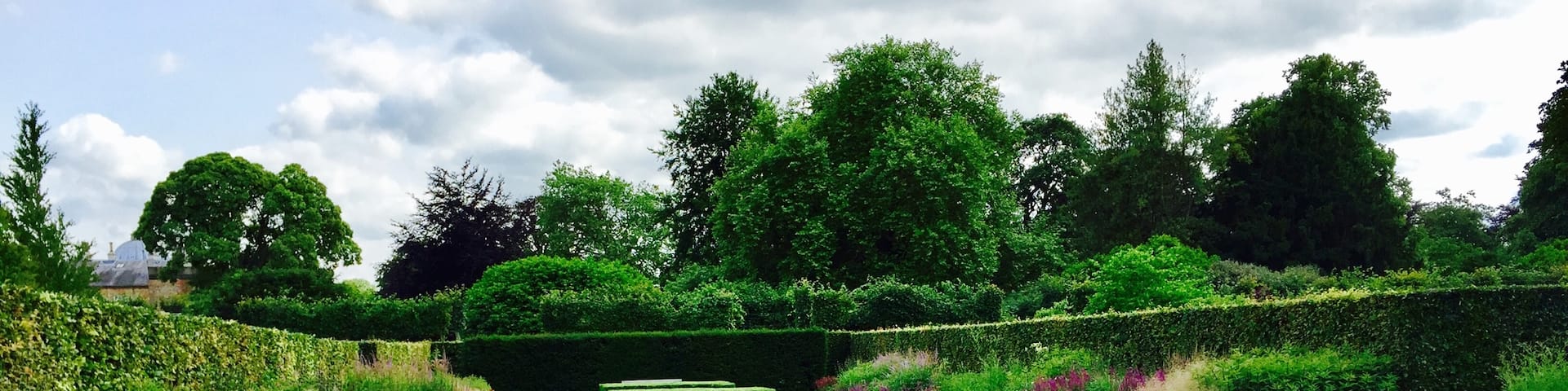 Spectacular planting and manicured box hedges.