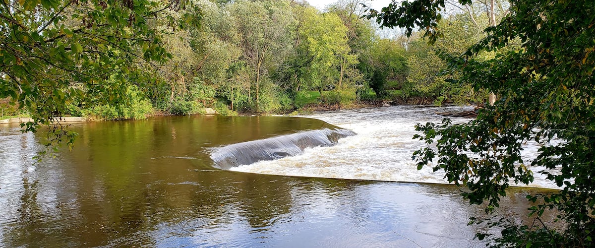 #localsecrets
Did you know Milwaukee has a secret waterfall?