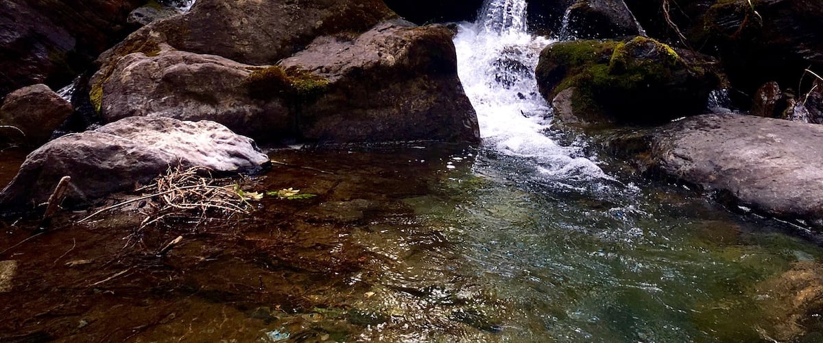 #TakeAHike #waterfall #trekking #italy #valledaosta #stream #mountains #water #alps #green