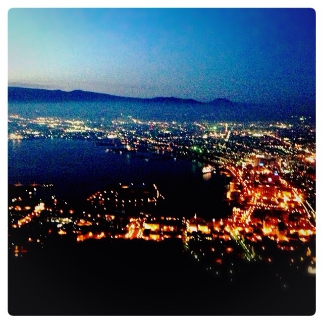 訳文

The night view of Hakodate