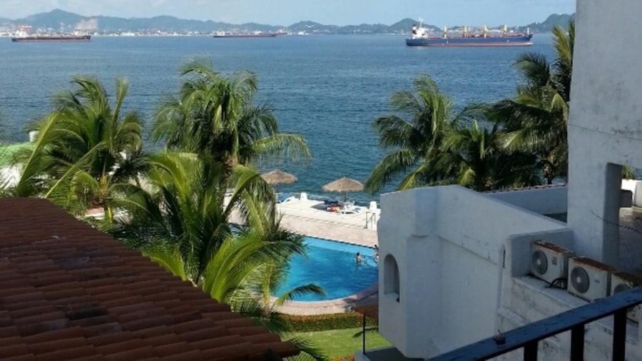 This is Actually...CONDOMINIOS PUERTO LAS HADAS room 554