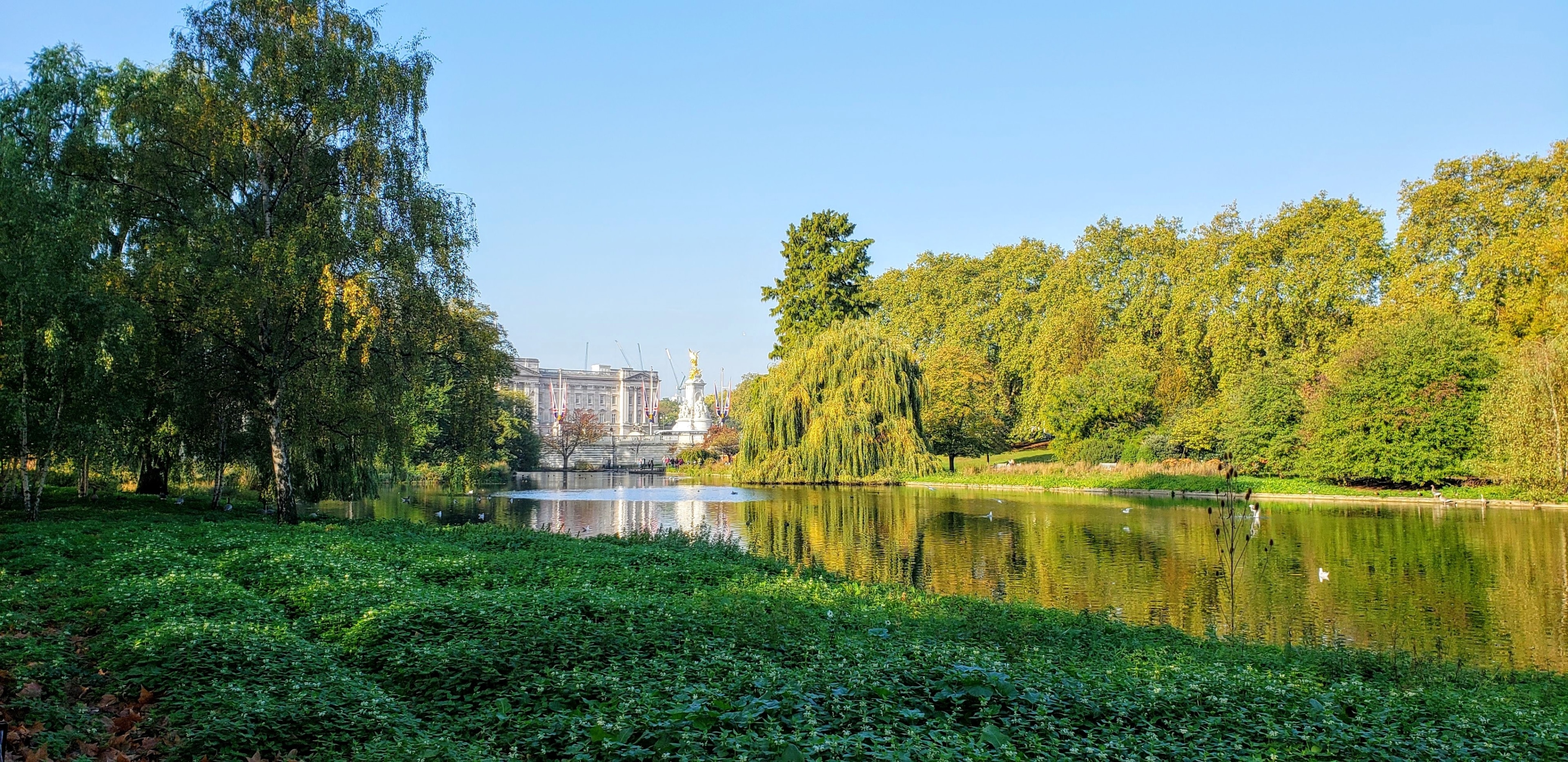 Top 10  Best Tourist Places to Visit in UK - St. James’s Park, London