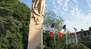The memorial to Marshal Leclerc

http://en.tracesofwar.com/article/7757/Statue-G%E9n%E9ral-Leclerc.htm