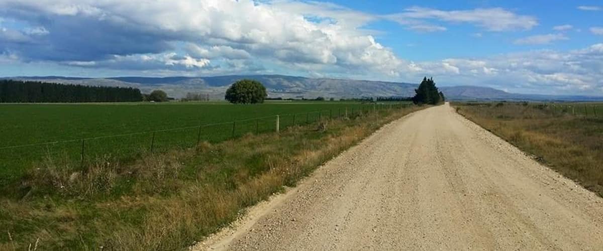 Along the road in Kyeburn New Zealand. #lifeatexpedia