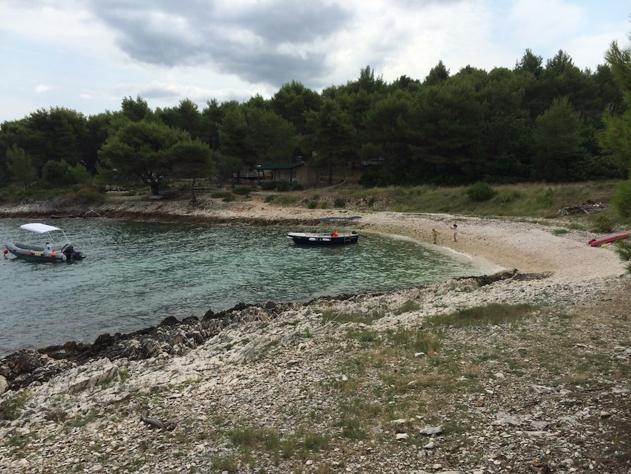 Hidden #beach near Sutivan