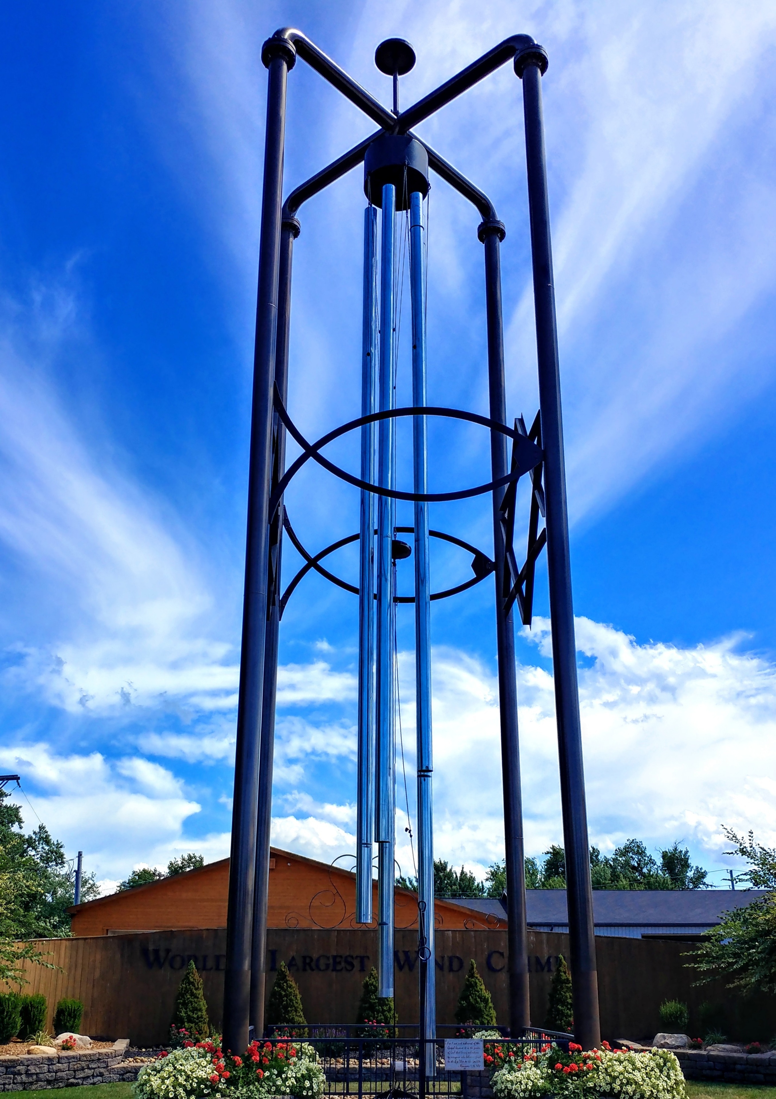 World's largest wind chime!

Casey, Illinois. Big things/small town! Just a short detour off the highway to an oasis of oversized household accoutrements.