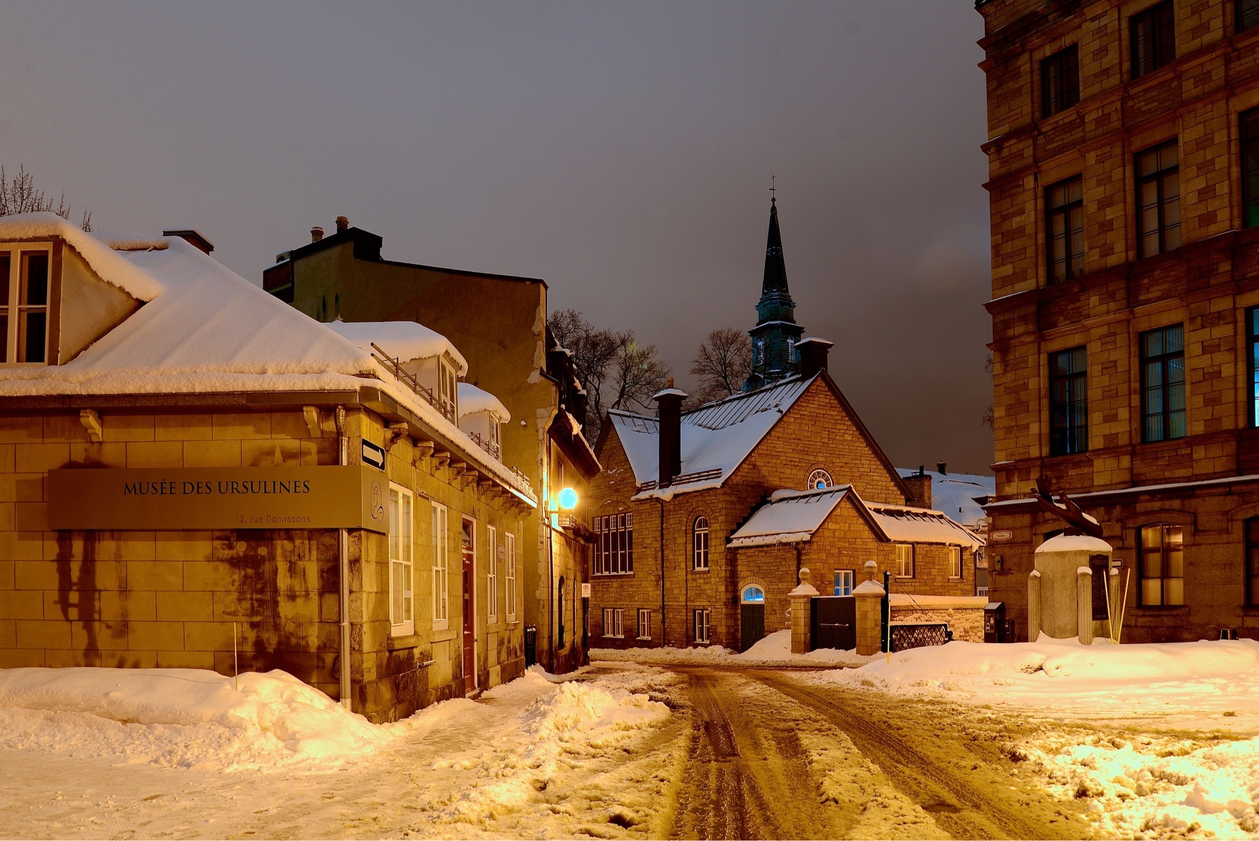 UNESCO World Heritage Site: Historic District of Old Québec
Old Quebec (Vieux-Québec), the only fortified city north of Mexico and second largest French speaking city in Canada.
#InStone #Canada #Quebec #QuebecCity #UNESCOWorldHeritageSite #OldQuebec #NorthAmerica #NewFrance #nightscape #winter