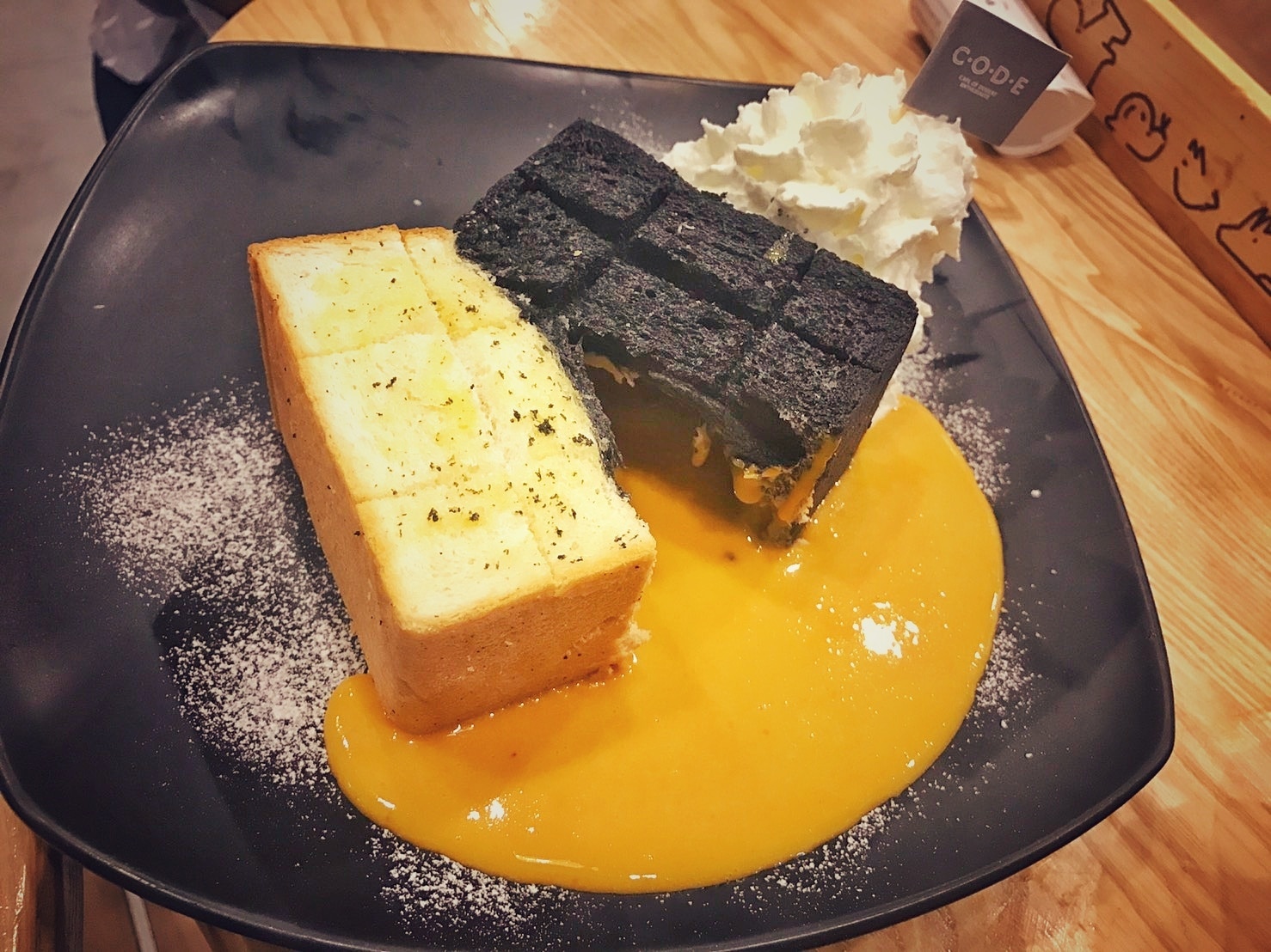 Salted Egg Yolk with Toast is good combination ever!. You can try at CODE Cafe at Mega Bangna
#lifeatexpedia