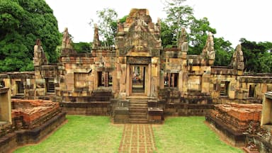 Although Angkor Wat in Cambodia is the granddaddy of them all, a number of Khmer temples can also be found in Thailand, many in the Isan region.  

Prasat Muang Tam is located near Buriram, Thailand, and is about 8 kilometers away from another Khmer gem, Prasat Phanom Rung. Although frequented by Thais these beauties are pretty far off of the beaten track for many other tourists, but well-worth the detour.

#thailand #landofsmiles #thisisisan #khmerroad #templetour