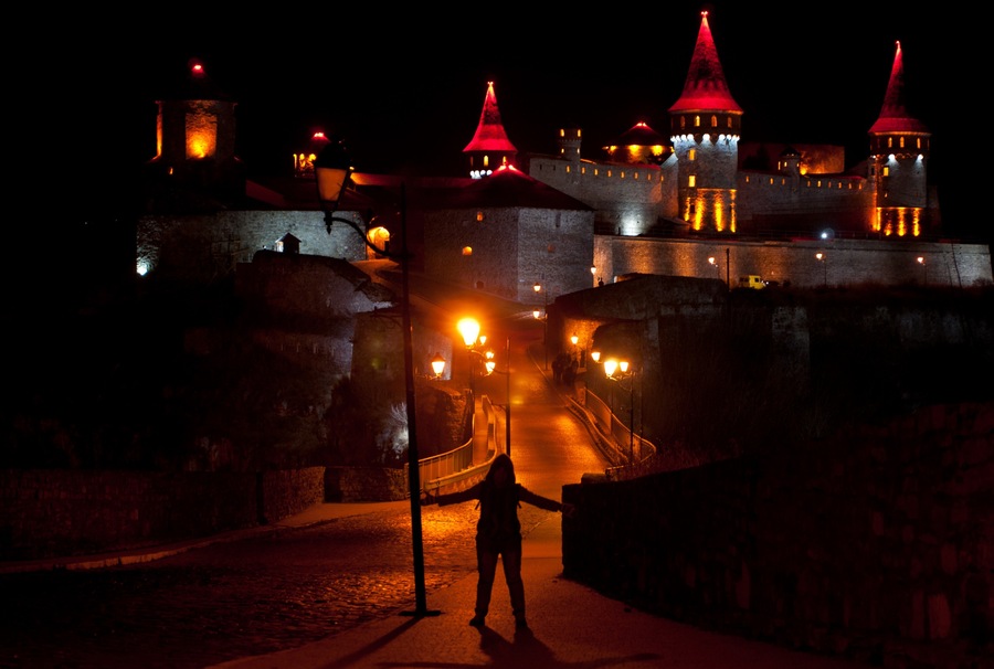 'The big wow that meant glimpsing over Kamianets-Podilskyi Castle, a former Ruthenian-Lithuanian castle, with first records of it going back to the 14th century, will stay with me forever. I’m thankful for seeing its gates close before me, as this clearly meant brighter red towers perched against the evening sky.'