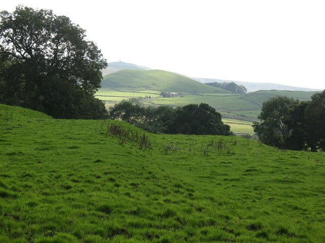 Foto “Linton” tomada por Gordon Hatton (CC BY-SA); recorte de la original