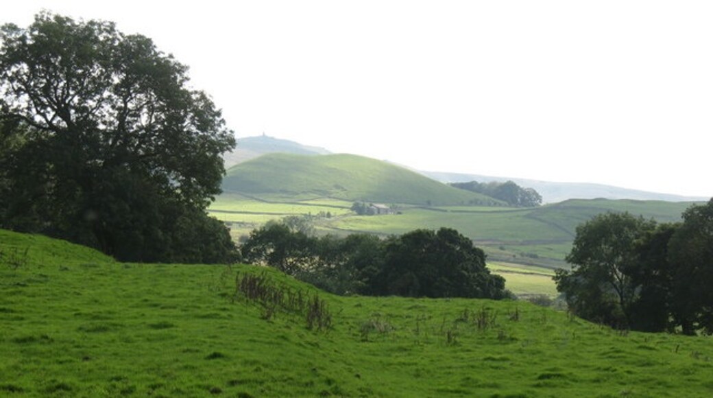 Foto “Linton” tomada por Gordon Hatton (CC BY-SA); recorte de la original