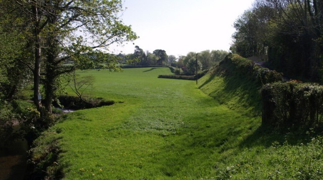 "Marystow"-foto av Derek Harper (CC BY-SA) / Urklipp från original