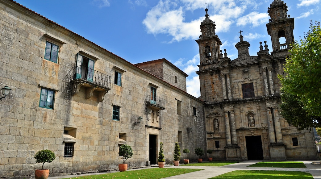 « Monastère San Juan de Poio», photo de Wamba Wambez (CC BY-SA) / rognée de l’originale