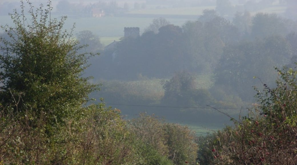 Photo "Shalbourne" by Andrew Smith (CC BY-SA) / Cropped from original