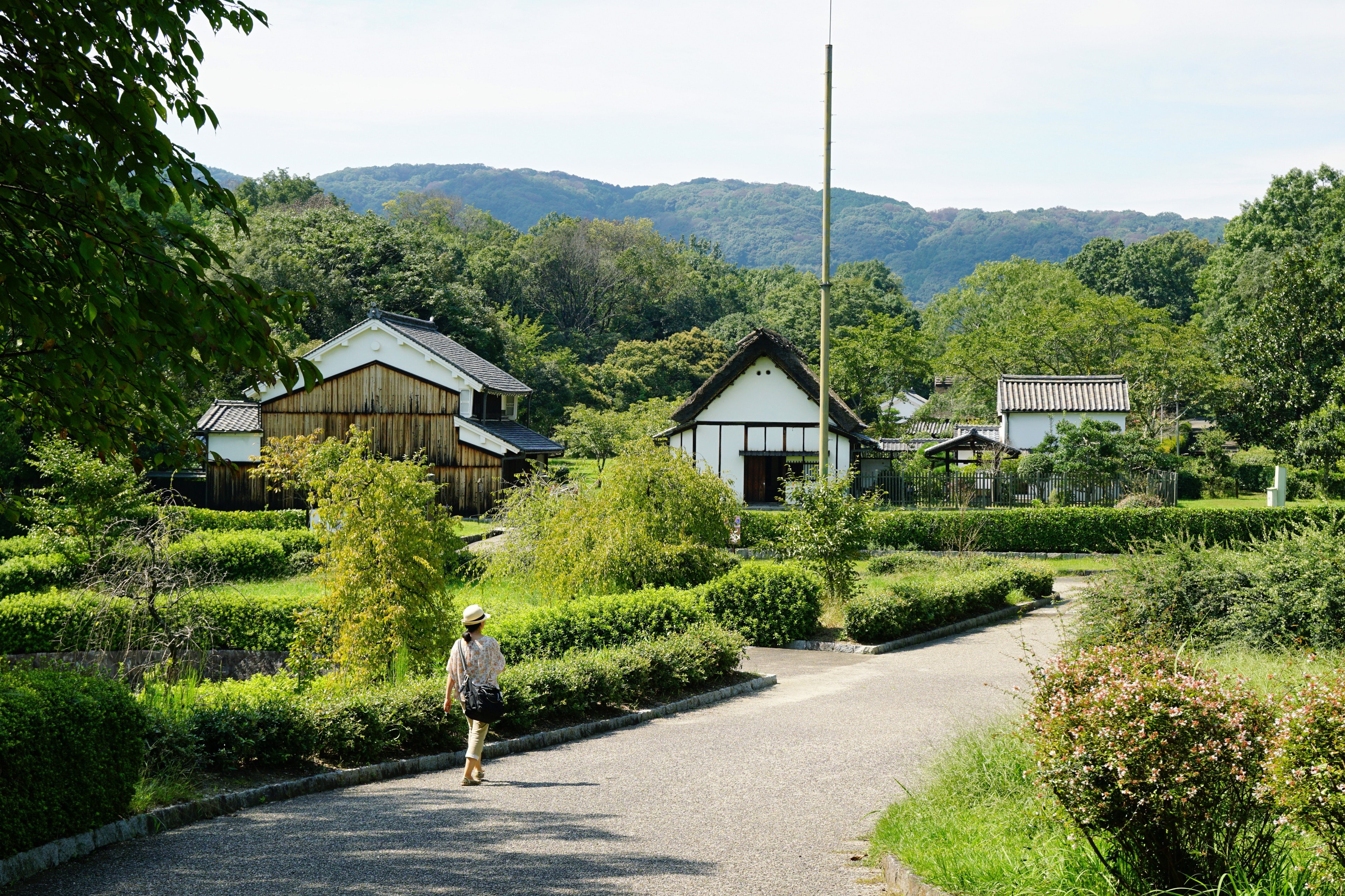 Photo "<h2>Top places to stay in Yamatokoriyama with breakfast</h2>" by 663highland (CC BY) / Cropped from original