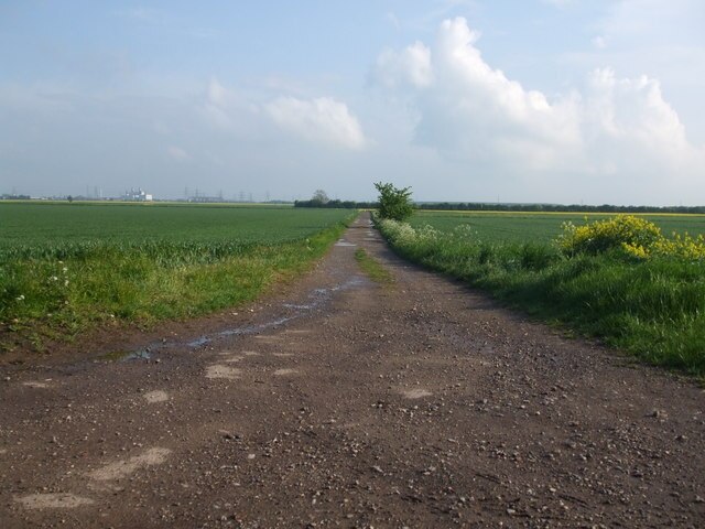 Photo "Luddington and Haldenby" by Glyn Drury (CC BY-SA) / Cropped from original