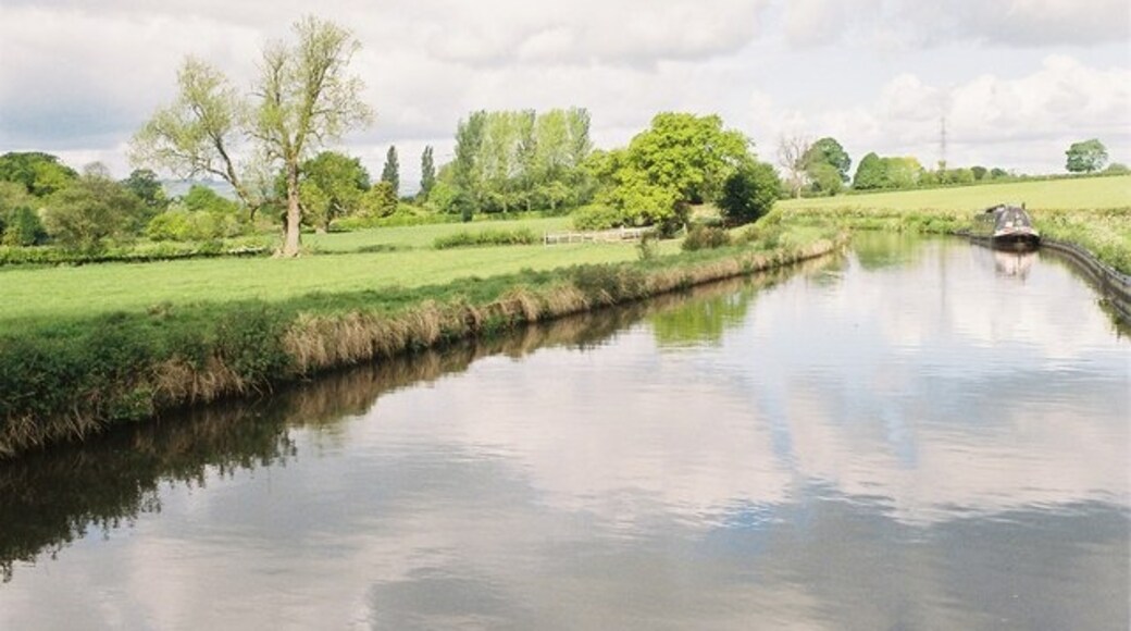 "Ellesmere Rural"-foto av Pierre Terre (CC BY-SA) / Urklipp från original