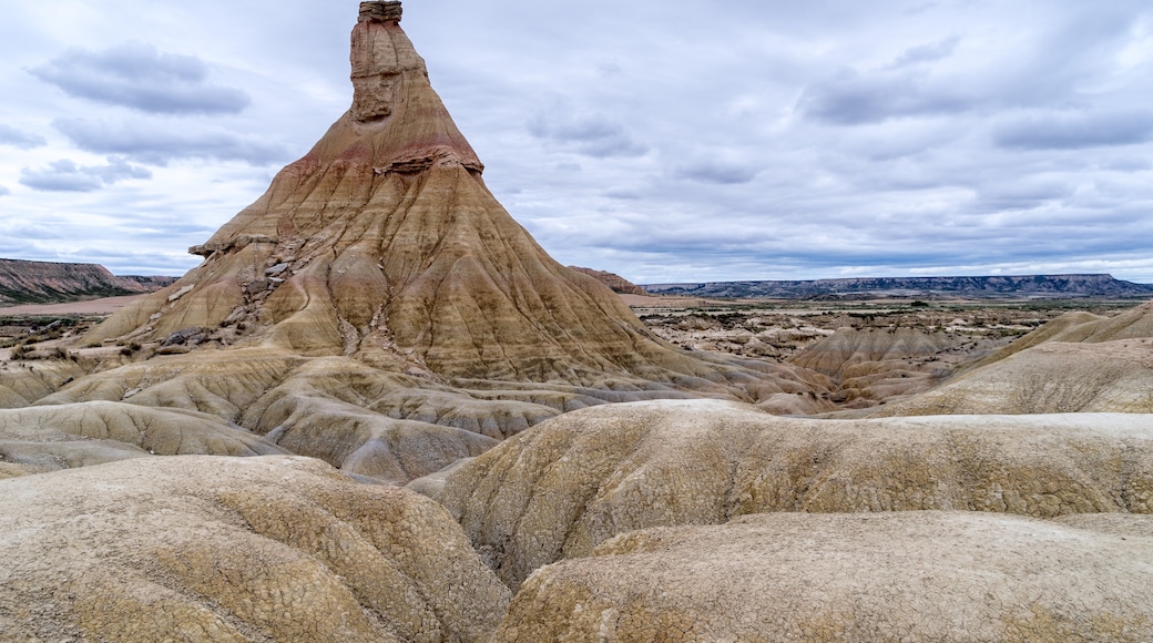 Photo "Bardenas Reales de Navarra" by Jean-Christophe BENOIST (CC BY) / Cropped from original