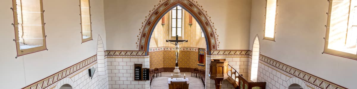Photo "St. Aegidien in St. Ilgen einem Teilort von Laufen" by Joergens.mi (Creative Commons Attribution-Share Alike 3.0) / Cropped from original