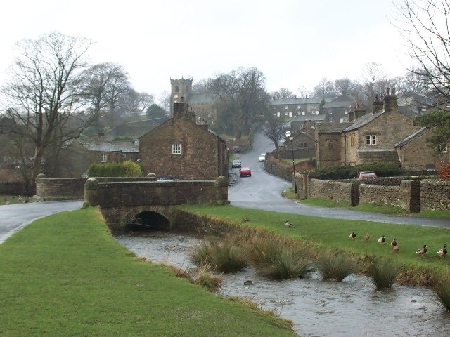 Downham Village. Downham Village - features as "Ormston" in the BBC TV series "Born and Bred", and was also used in the 1961 film of "Whistle Down The Wind". There are no obvious TV aerials, no intrusive overhead cables, no double yellow lines, but lots of photogenic ducks!