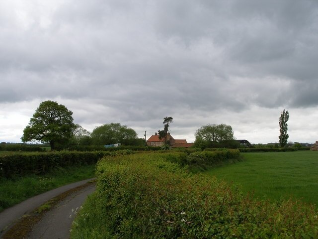 Photo "Newsham" by Carol Rose (CC BY-SA) / Cropped from original