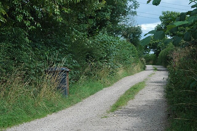 "West Felton"-foto av Row17 (CC BY-SA) / Urklipp från original