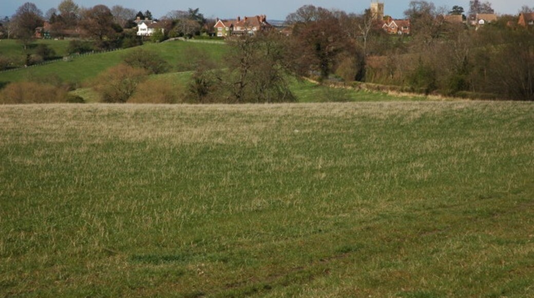 Foto “Great Comberton” tomada por Philip Halling (CC BY-SA); recorte de la original