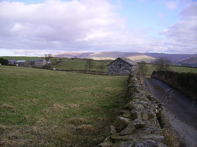 Foto „Mansergh“ von Ron Shirt (CC BY-SA)/zugeschnittenes Original