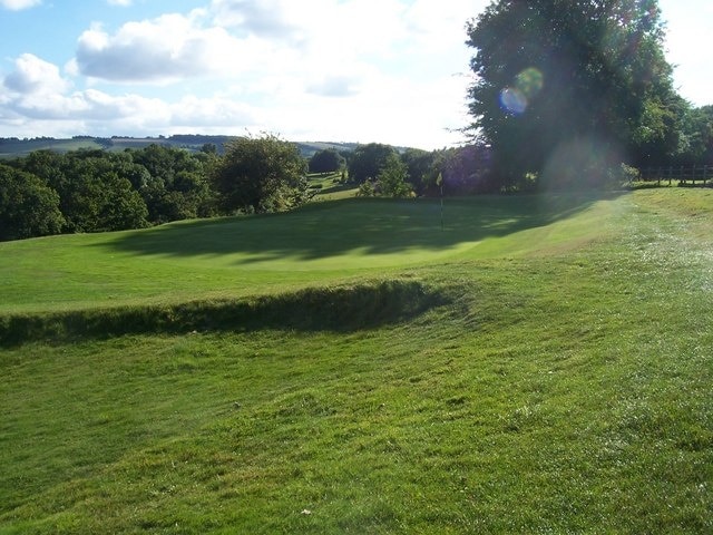 Tiverton Golf Club : The 4th Green This is the first of 3 par 3s on the course